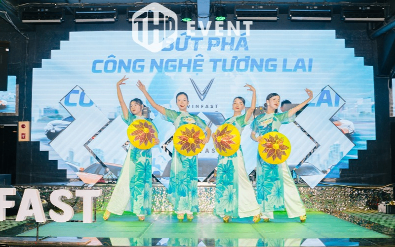 Ý Tưởng Tổ Chức Tiệc Tất Niên Độc Đáo Cho Doanh Nghiệp
