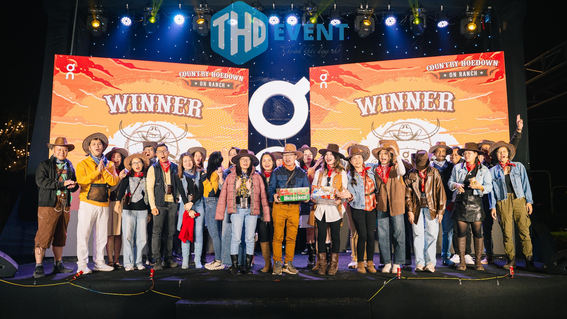 Combo Teambuilding + Year End Party Xu HƯỚng TỔ ChỨc SỰ KiỆn Doanh NghiỆp 2025