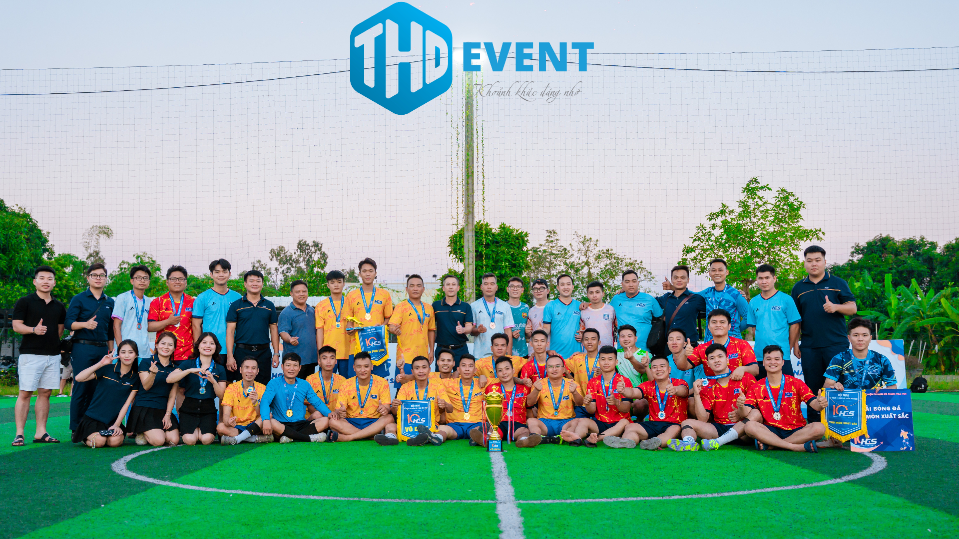 Hgs|tỔ ChỨc GiẢi BÓng ĐÁ KỶ NiỆm 10 NĂm ThÀnh LẬp