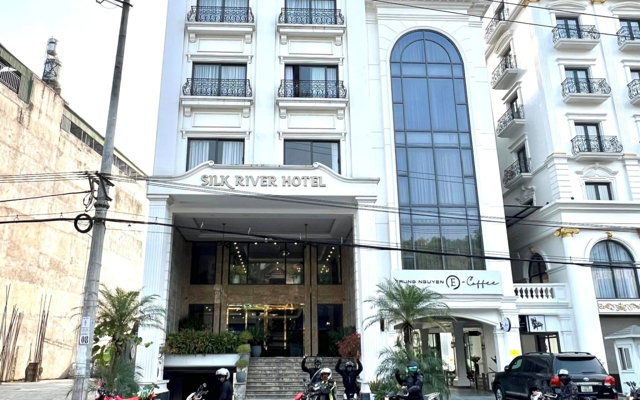 Silk River Hotel
