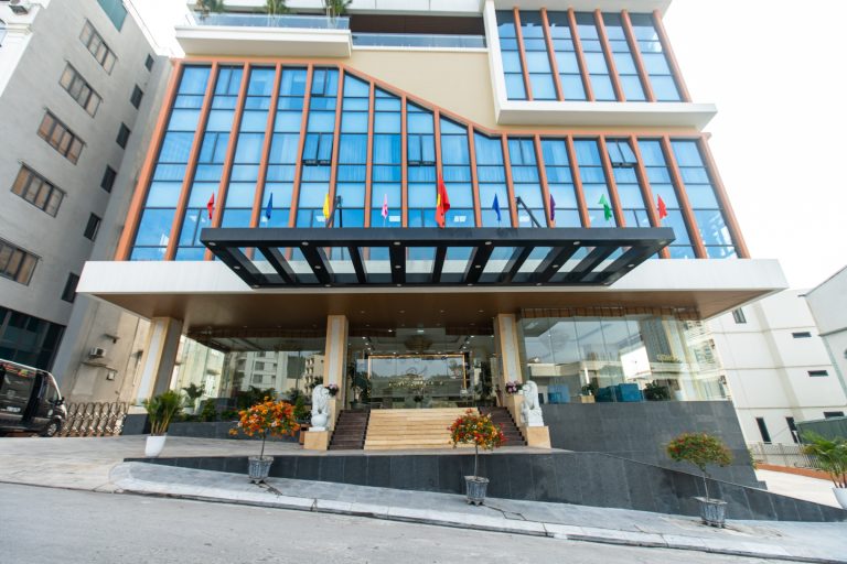 Peace Hotel HẠ Long