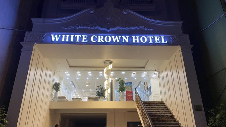 White Crown Hotel HẠ Long