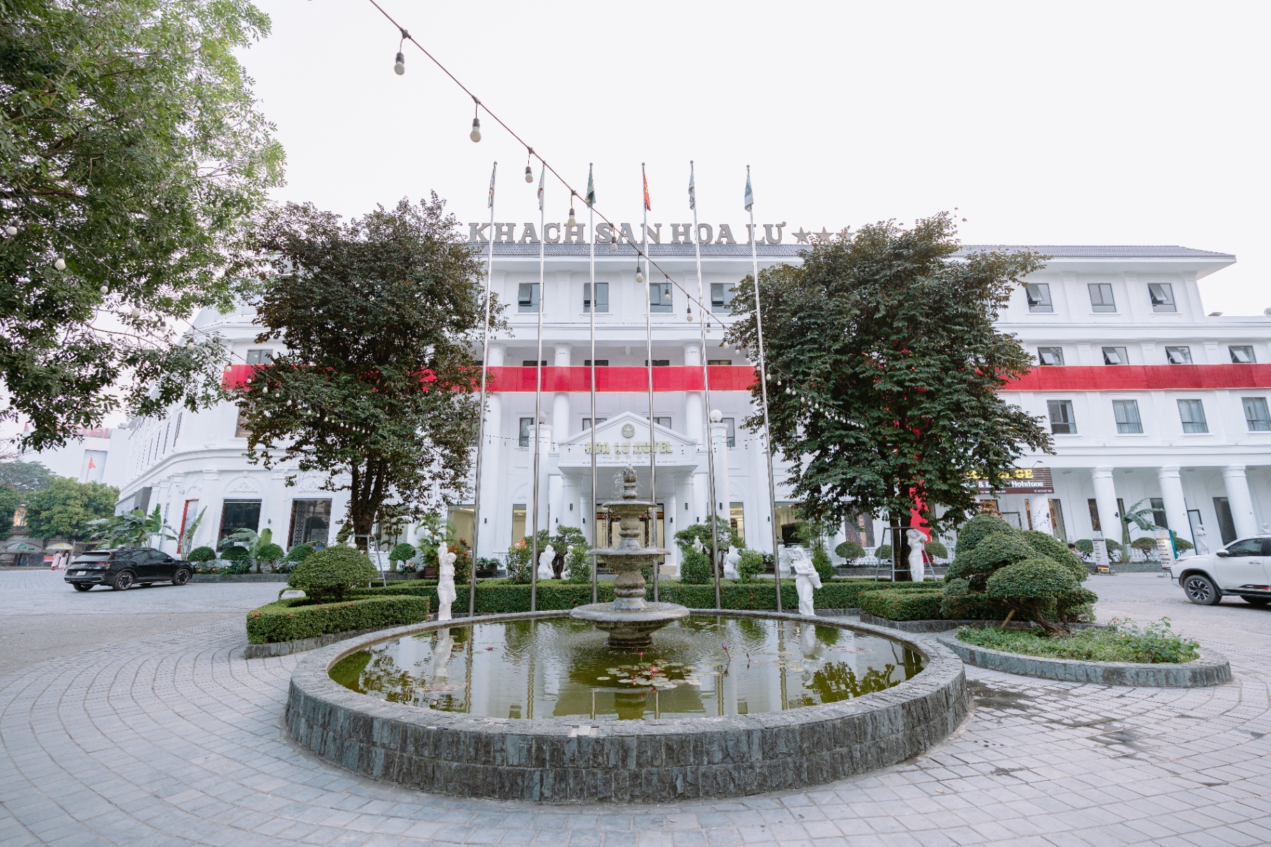 Hoa LƯ Hotel