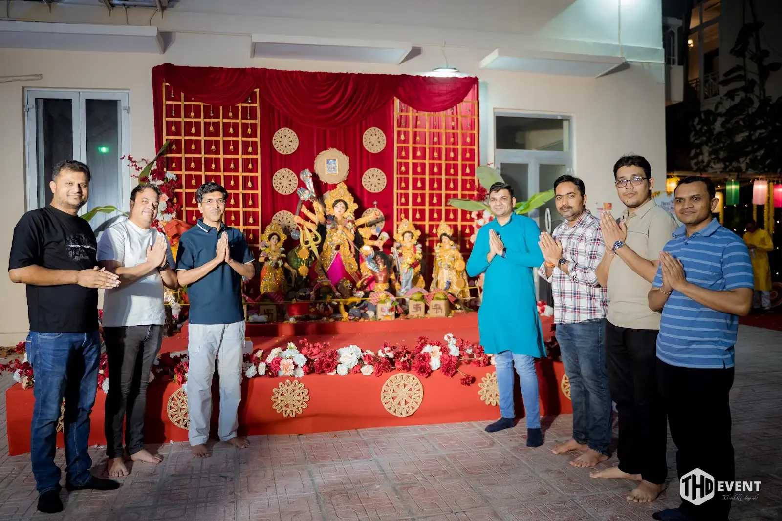 Đội ngũ THD Event và ban tổ chức lễ hội Durgotsav tại Hà Nội